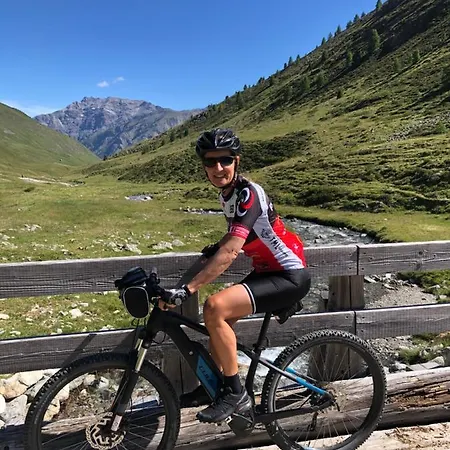 Paradiso Della Bici Bed & Breakfast