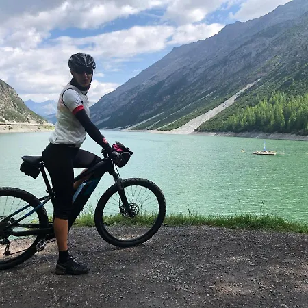 Paradiso Della Bici Oda ve Kahvaltı 3*